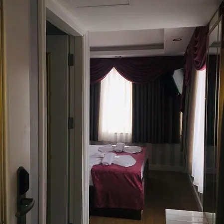 Hat Hotel